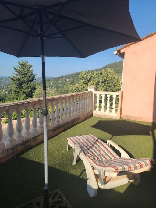 De 1 A 6 Avec Terrasse Solarium, Vue Panoramique Et Parking Gratuit Apartment Grasse Exterior foto