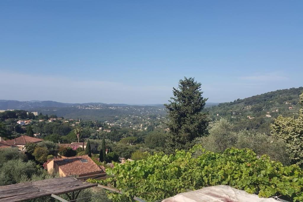 De 1 A 6 Avec Terrasse Solarium, Vue Panoramique Et Parking Gratuit Apartment Grasse Exterior foto